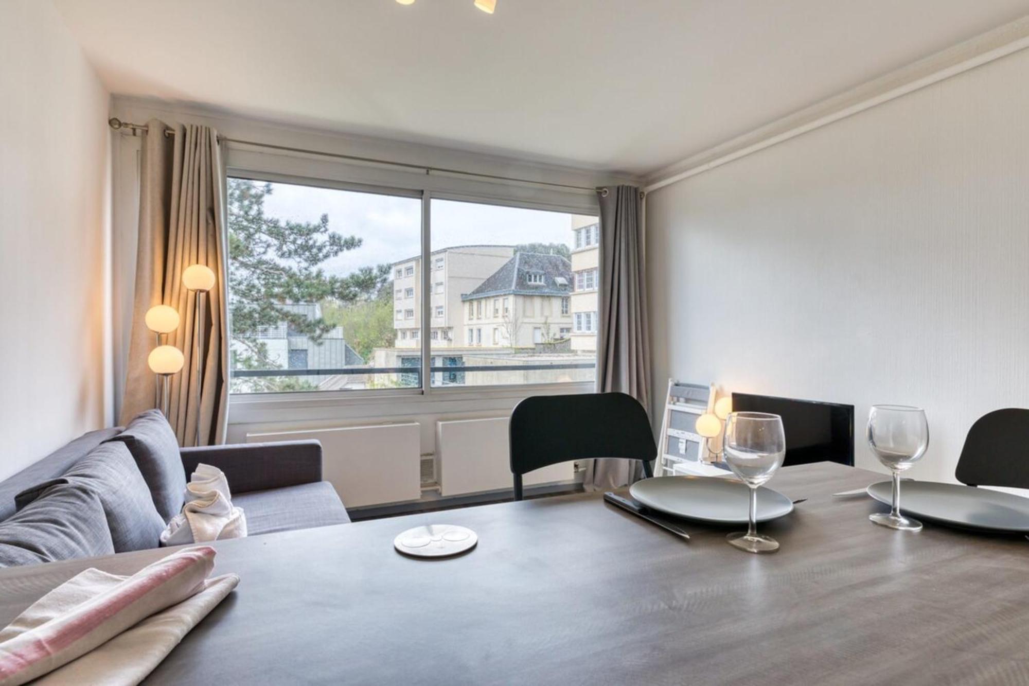 Olivia Studio Avec Place De Parking Rouen Exterior foto